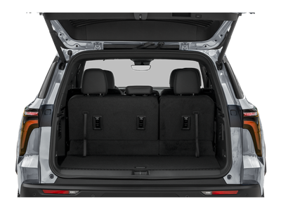 2025 Chevrolet Traverse Base