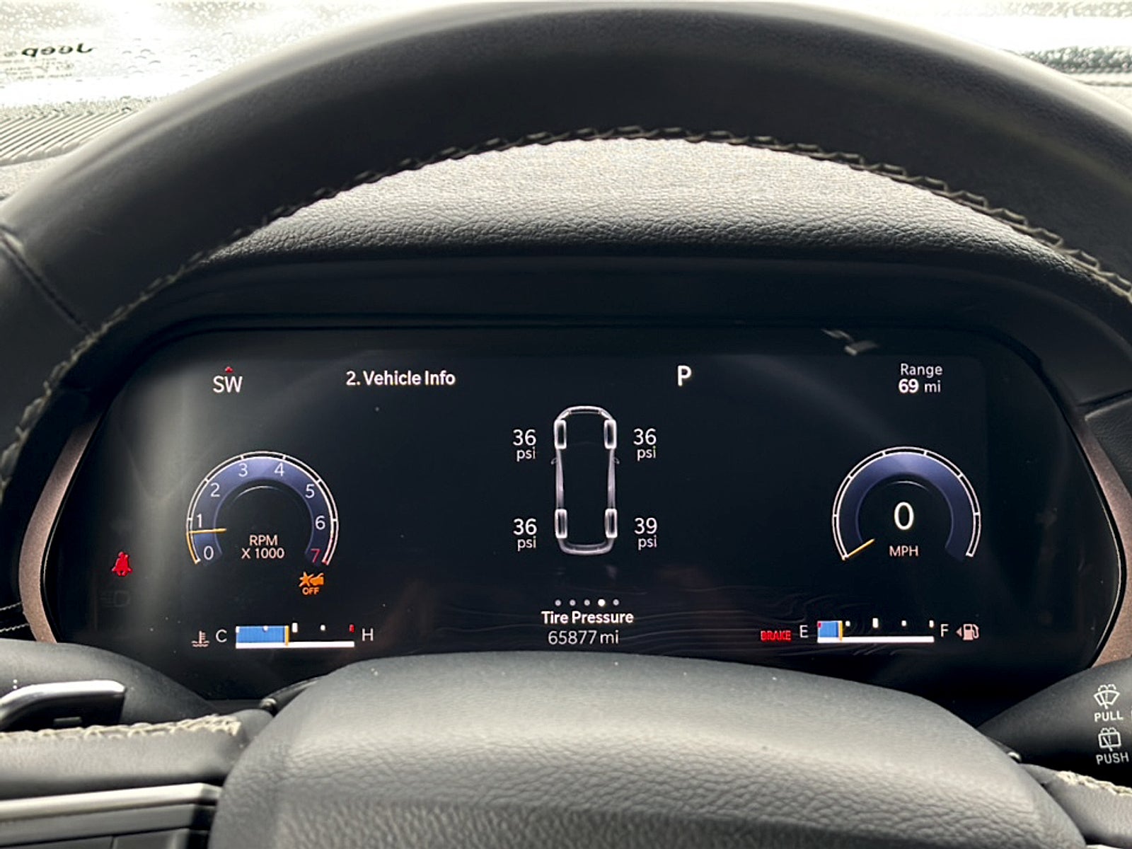 2023 Jeep Grand Cherokee L Base