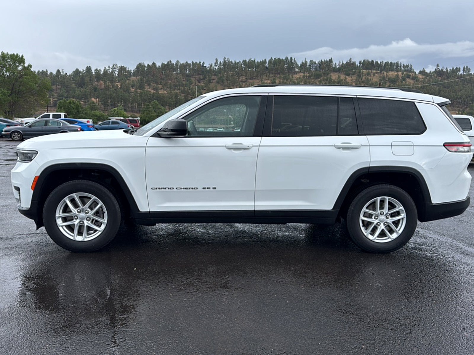 2023 Jeep Grand Cherokee L Base
