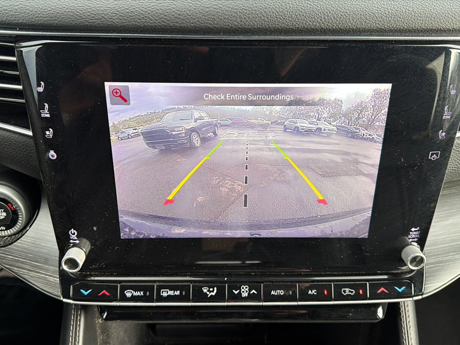 2023 Jeep Wagoneer L Base