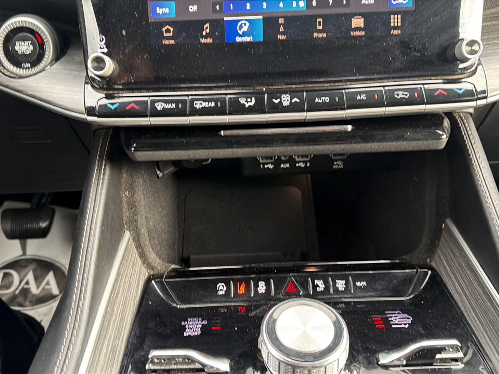 2023 Jeep Wagoneer L Base