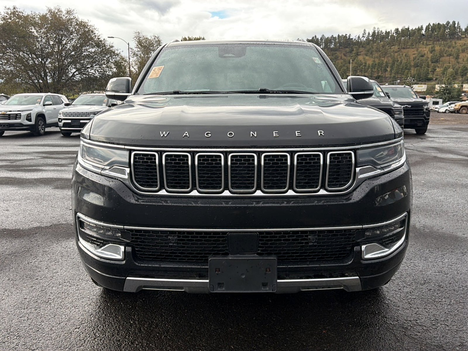 2023 Jeep Wagoneer L Base