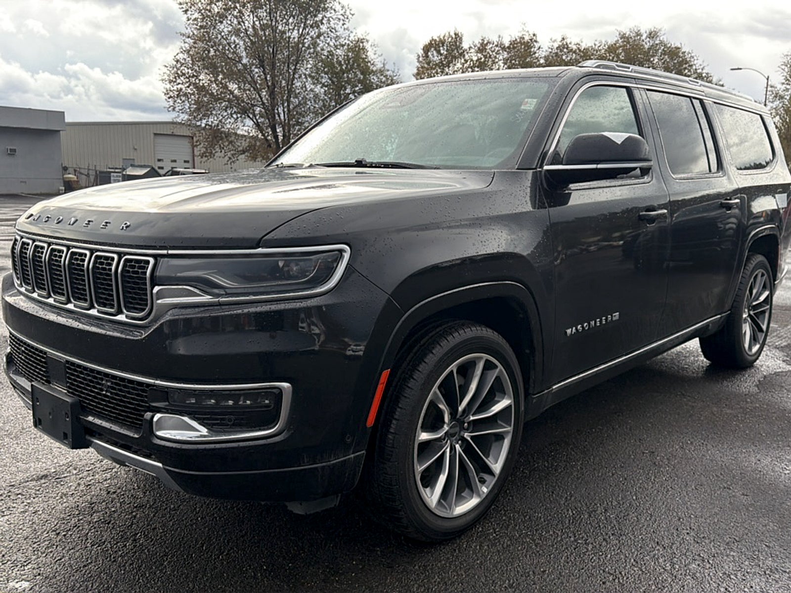 2023 Jeep Wagoneer L Base