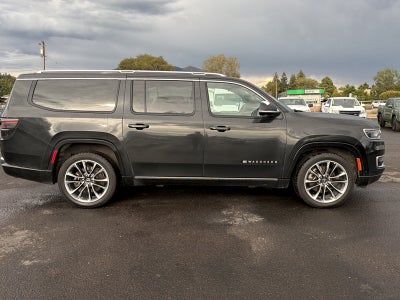 2023 Jeep Wagoneer L Base