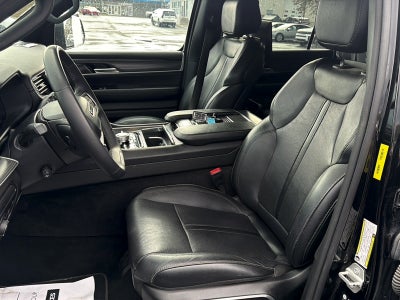 2023 Jeep Wagoneer L Base