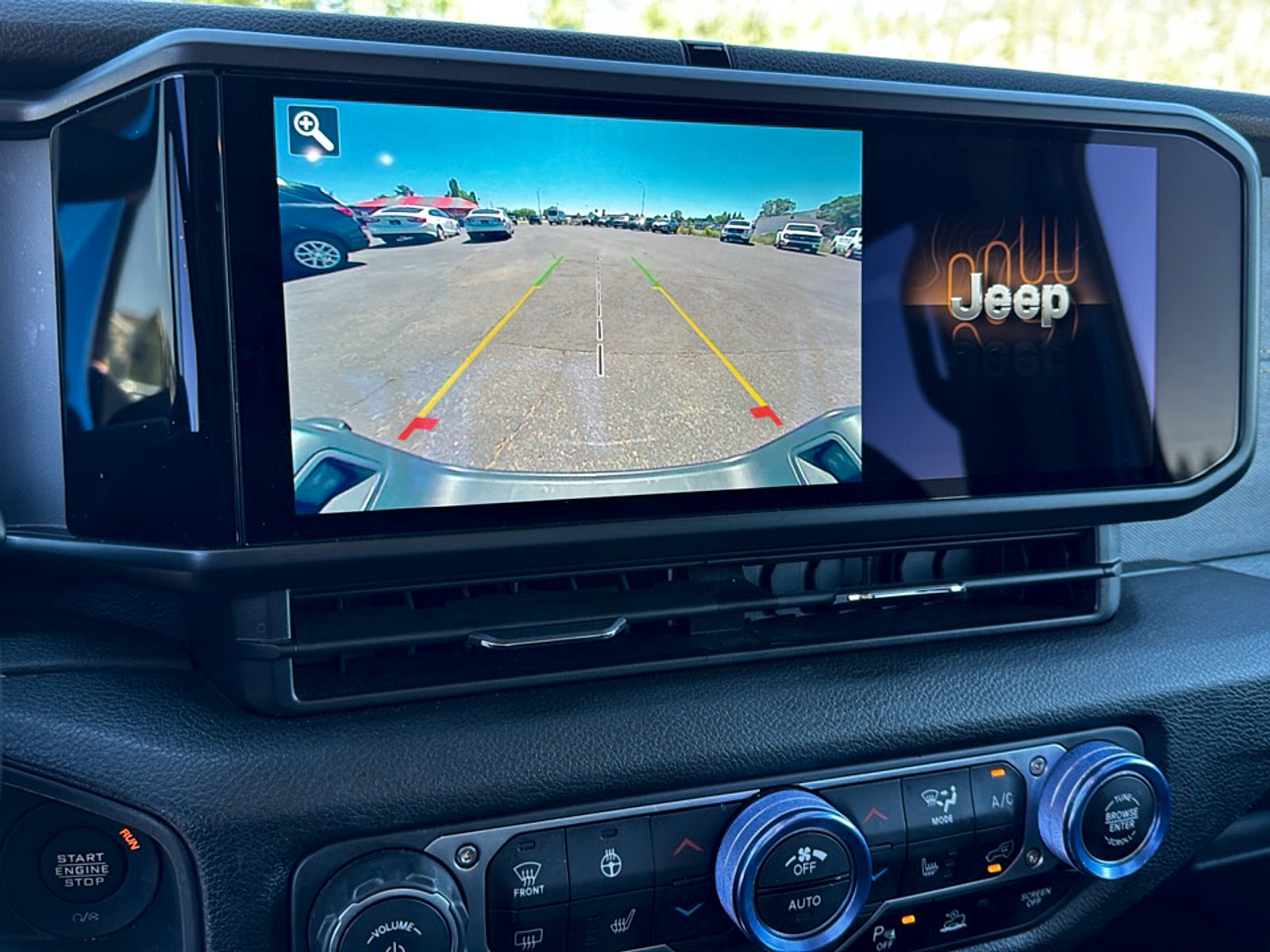 2024 Jeep Gladiator Base