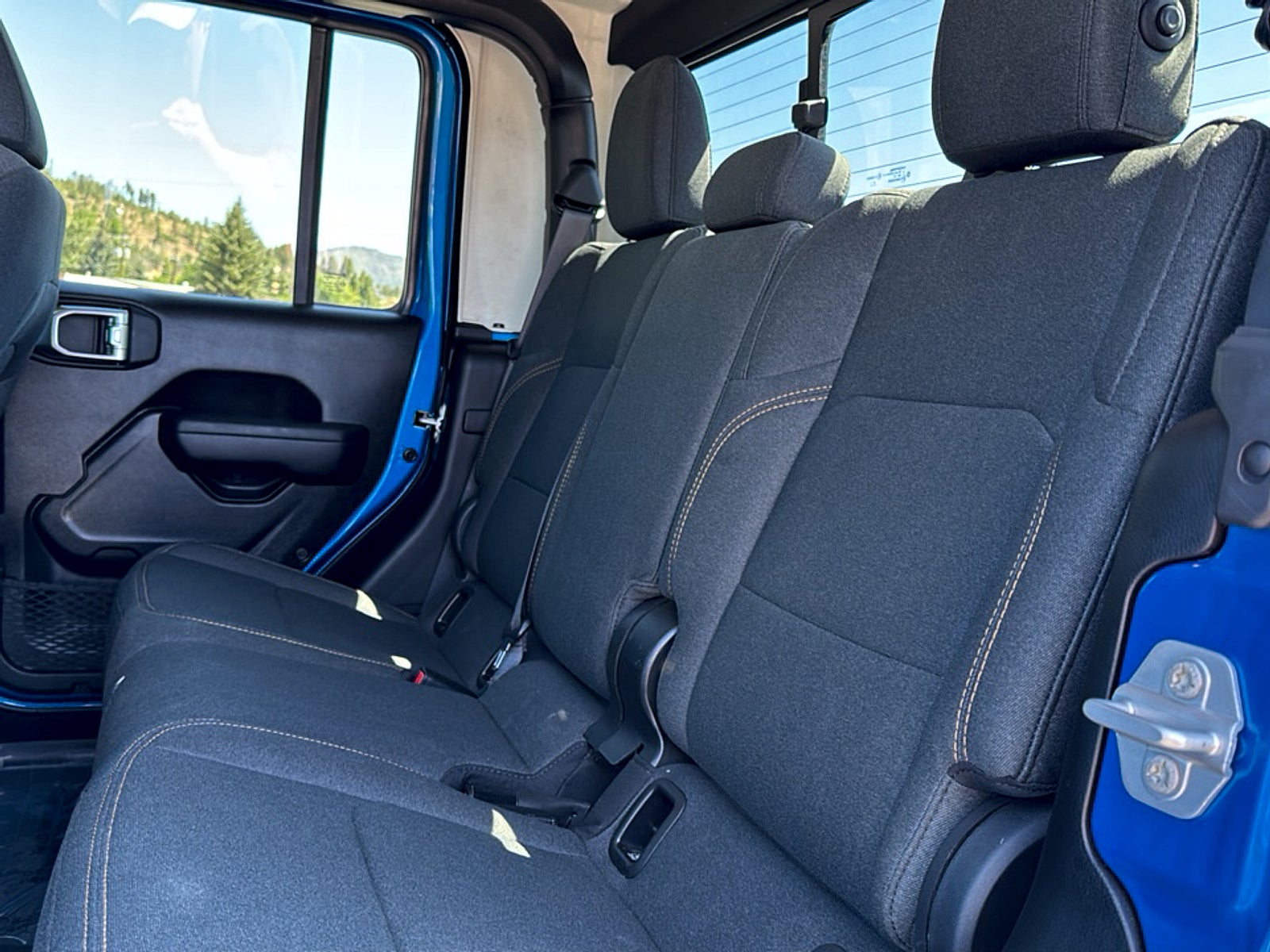2024 Jeep Gladiator Base