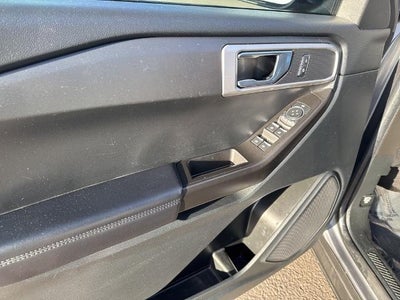 2022 Ford Explorer Base