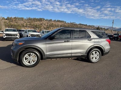 2022 Ford Explorer Base