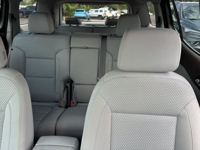 2023 GMC Acadia Base