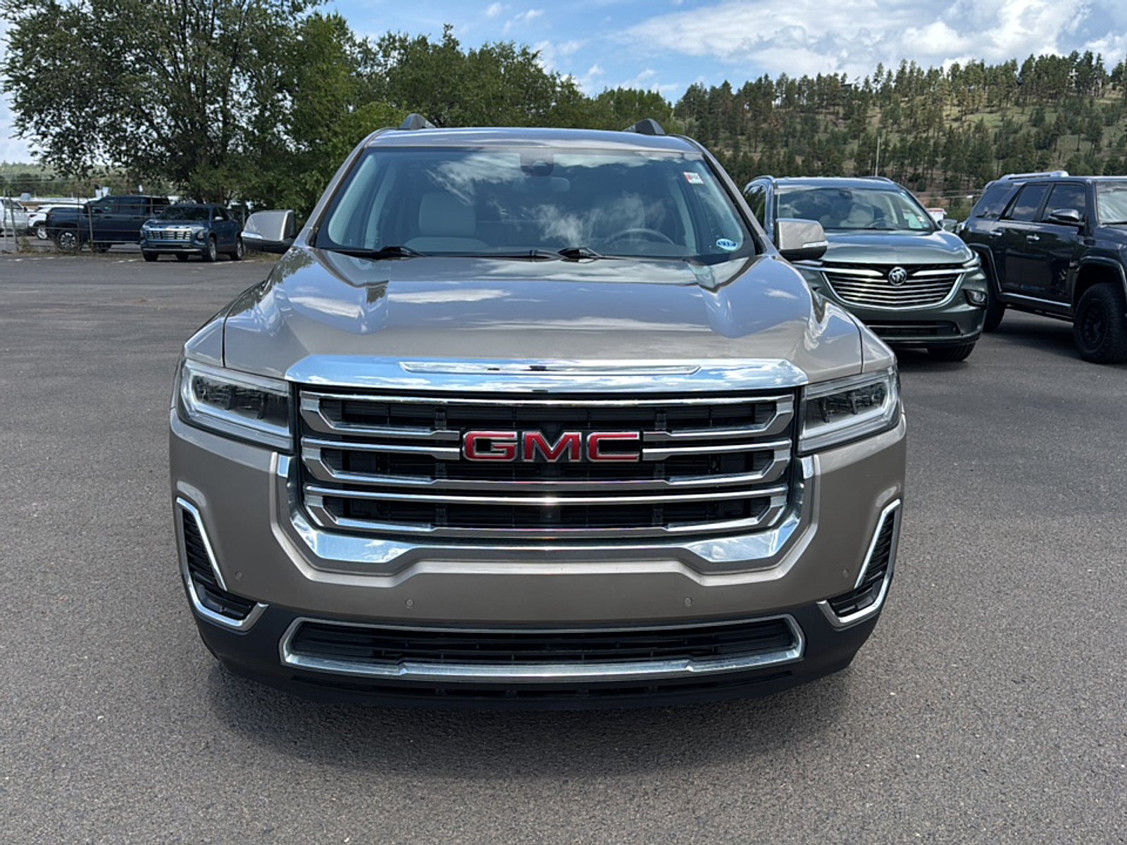 2023 GMC Acadia Base