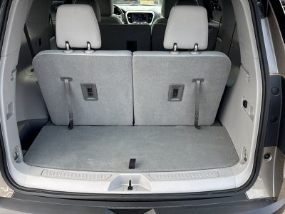 2023 GMC Acadia Base
