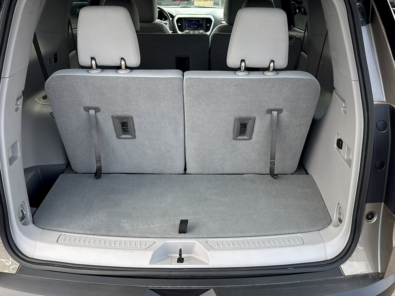 2023 GMC Acadia Base