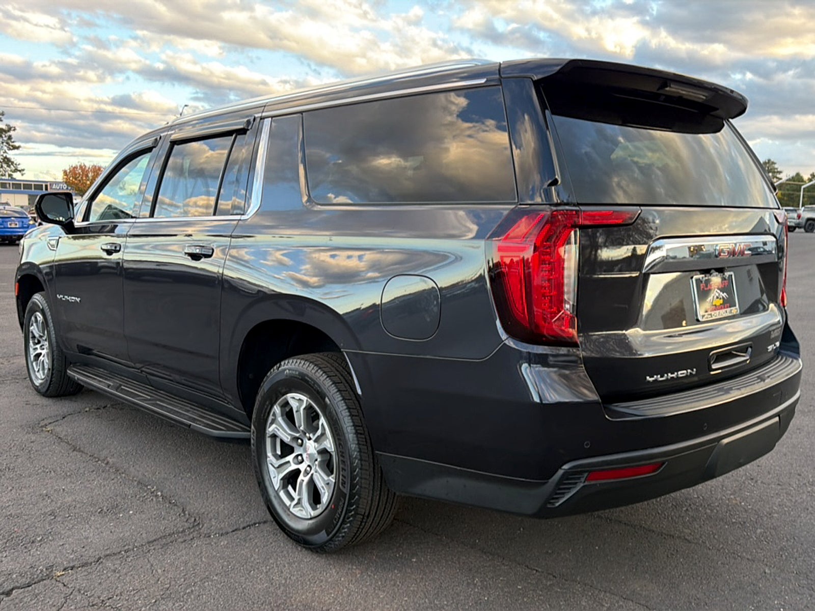 2024 GMC Yukon XL Base