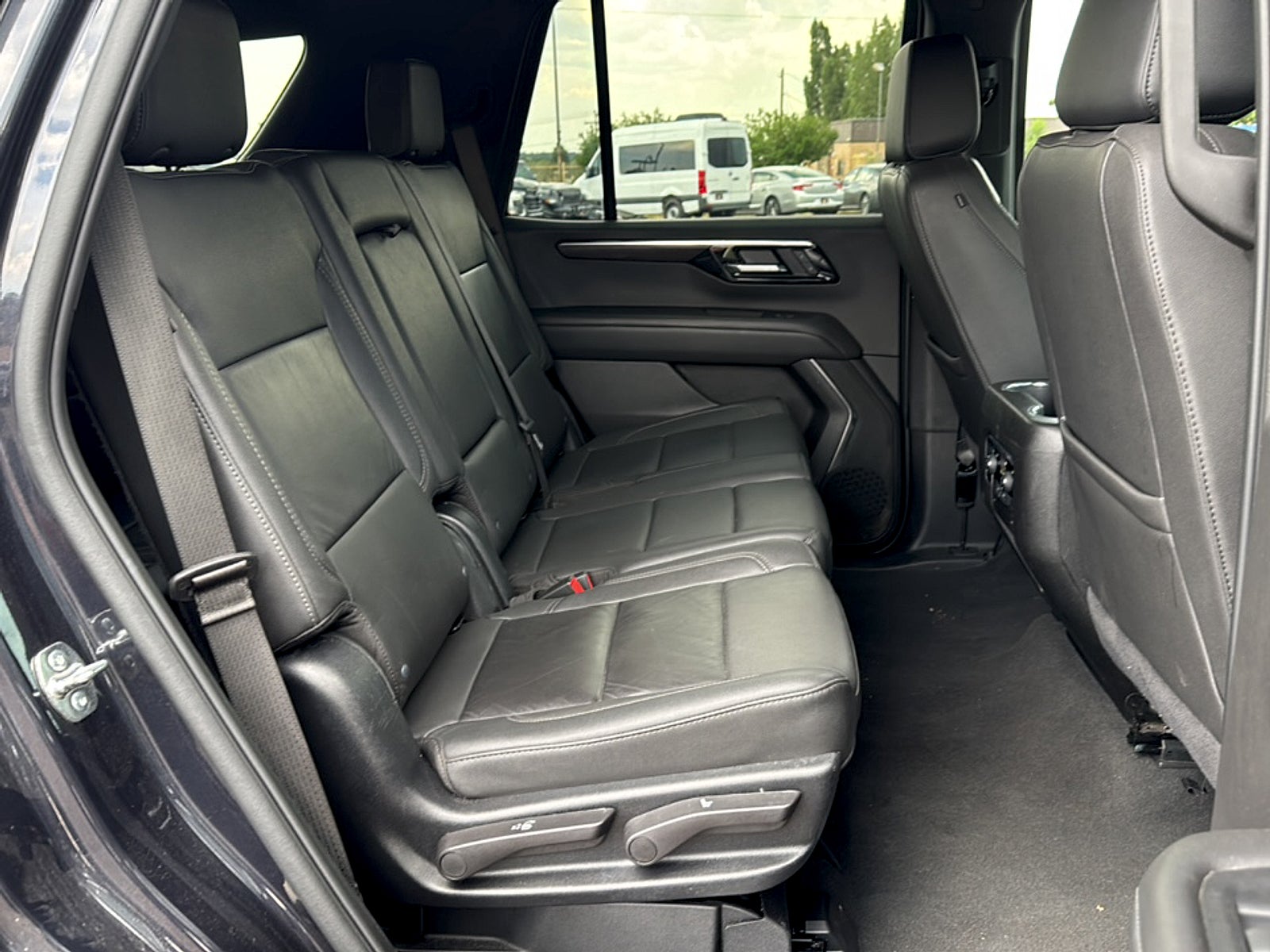2025 Chevrolet Tahoe Base