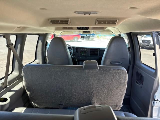 2010 Chevrolet Express Passenger 1500 LS
