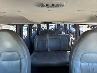 2010 Chevrolet Express Passenger 1500 LS