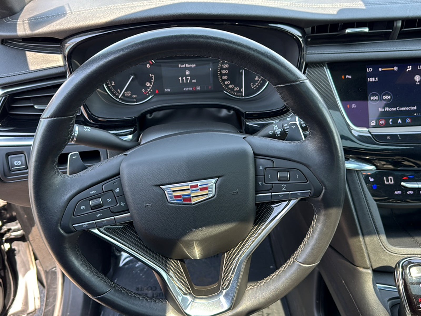 2023 Cadillac XT6 Base