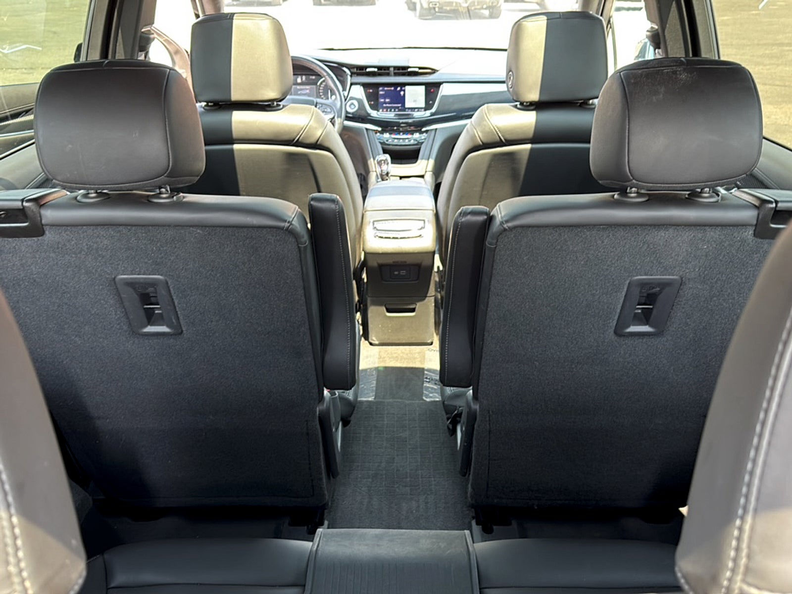 2023 Cadillac XT6 Base