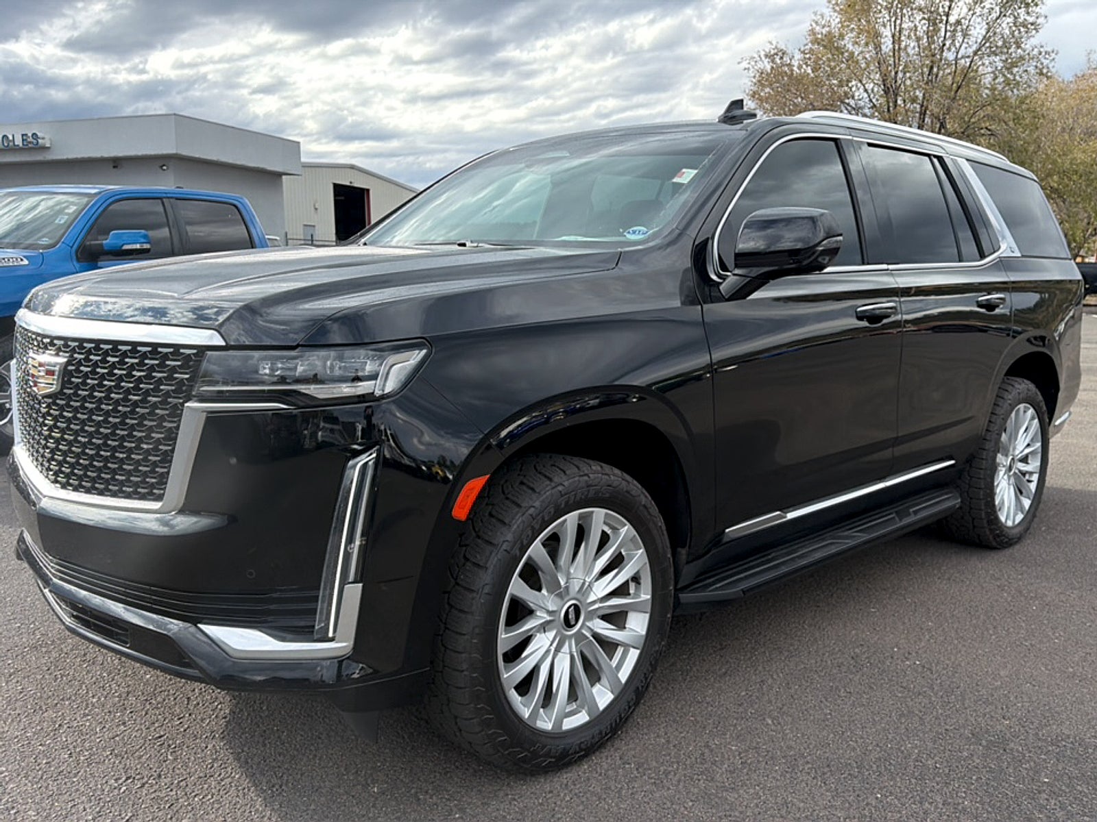 2023 Cadillac Escalade Base