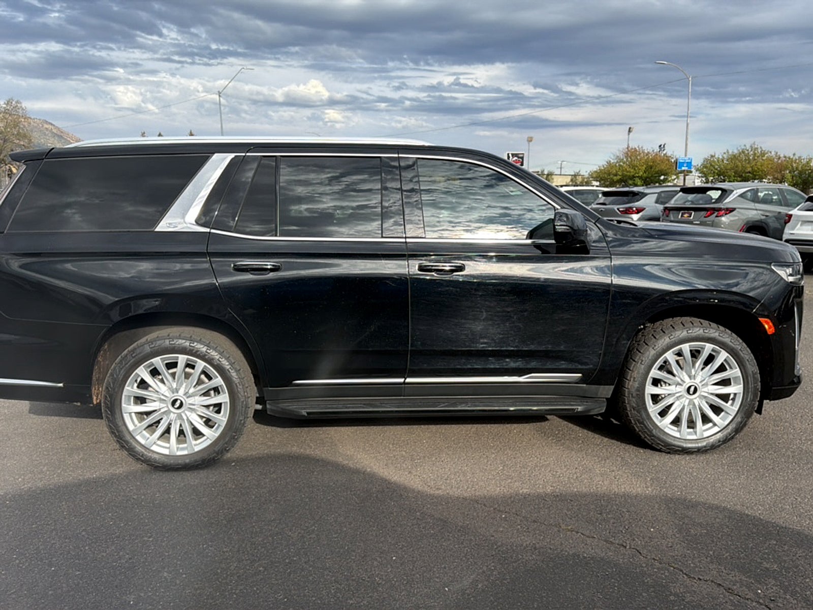 2023 Cadillac Escalade Base
