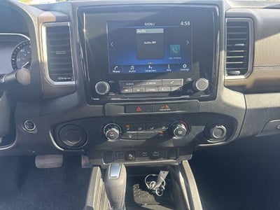 2022 Nissan Frontier Crew Cab SV 4x2