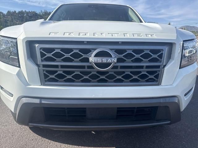 2022 Nissan Frontier Crew Cab SV 4x2
