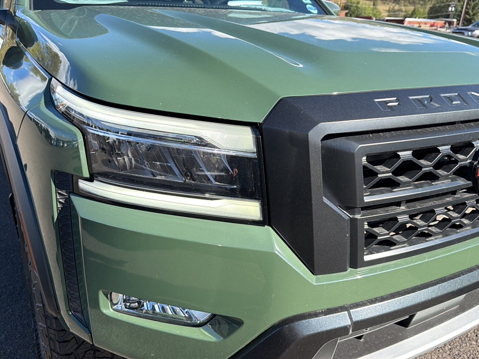 2024 Nissan Frontier Base