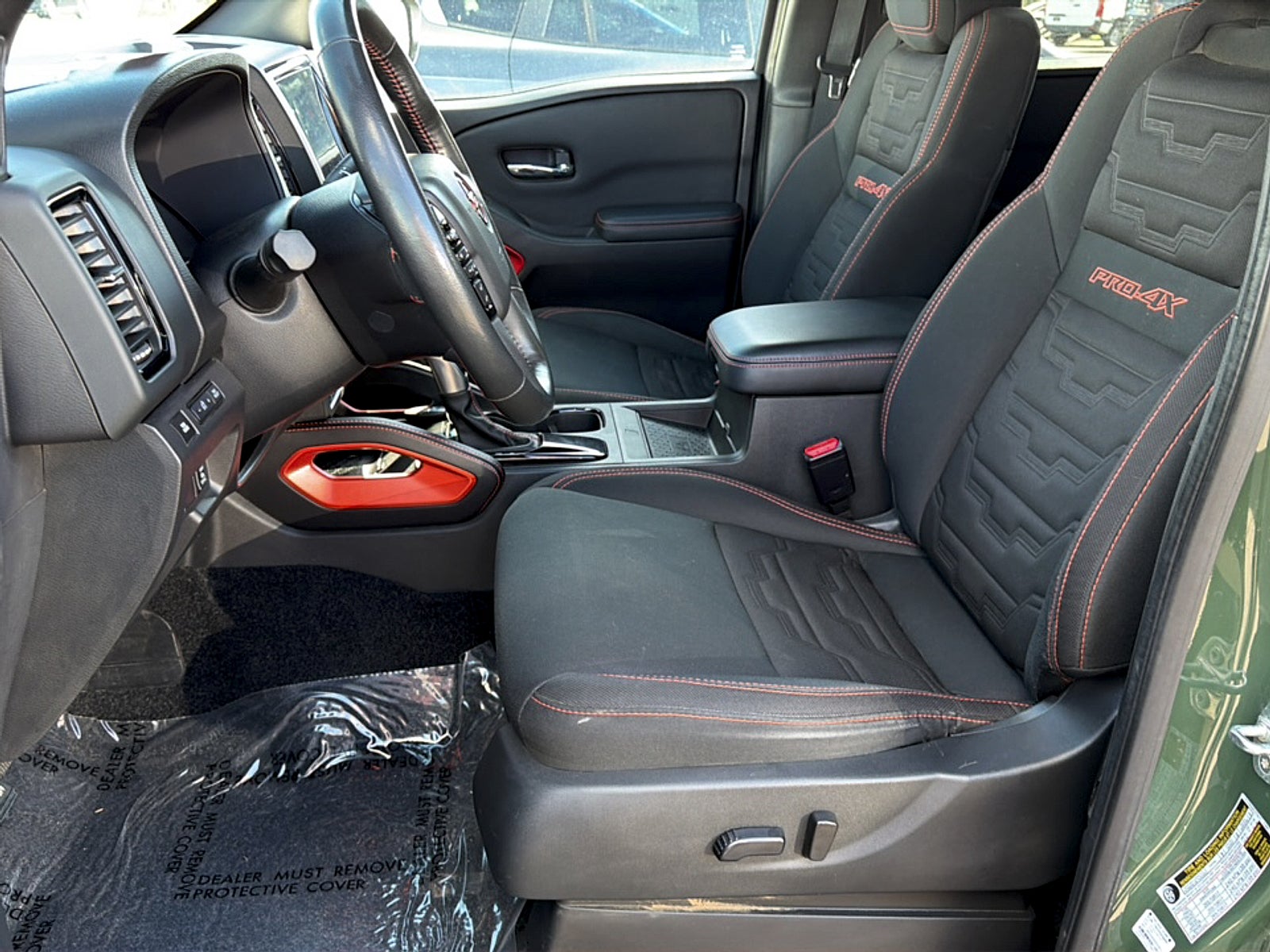 2024 Nissan Frontier Base