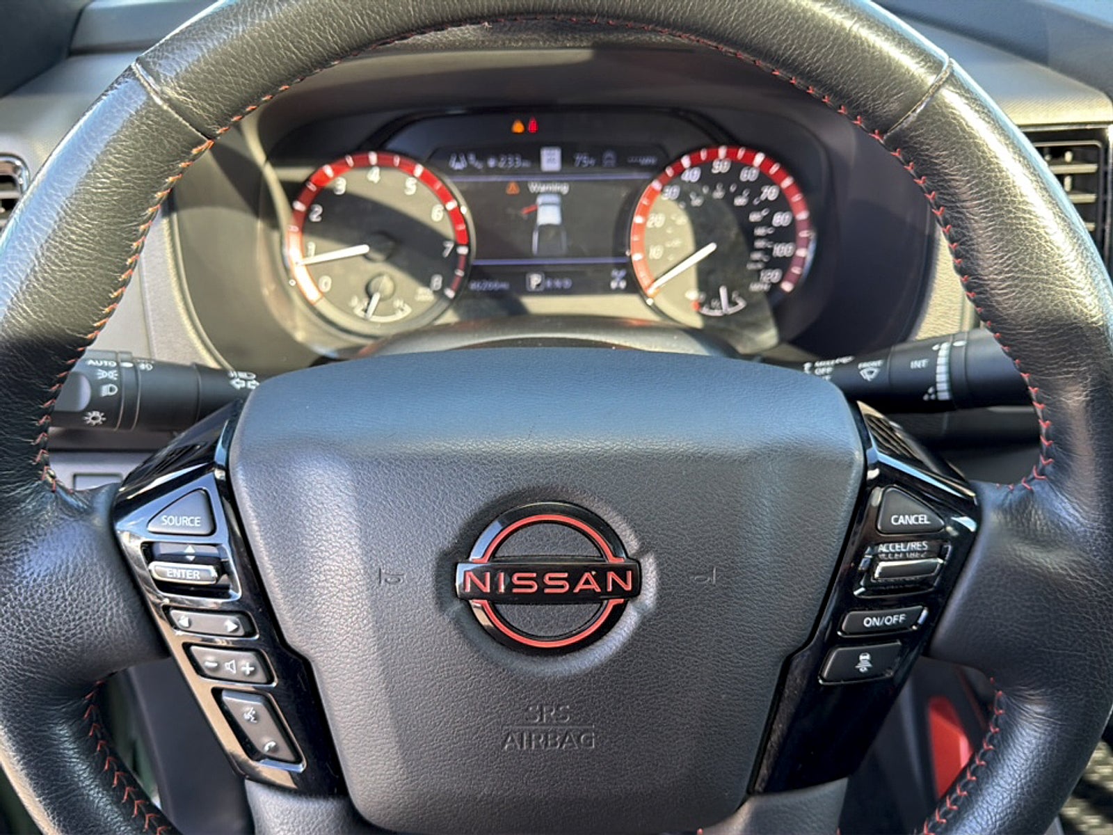 2024 Nissan Frontier Base