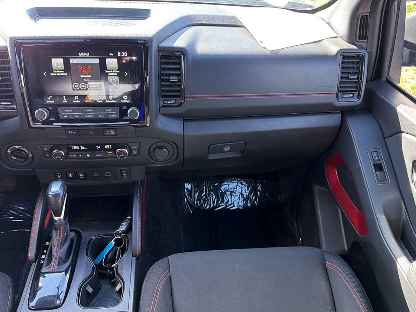 2024 Nissan Frontier Base