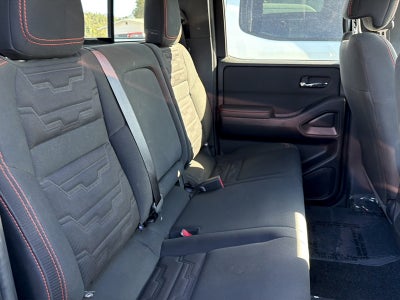 2024 Nissan Frontier Base