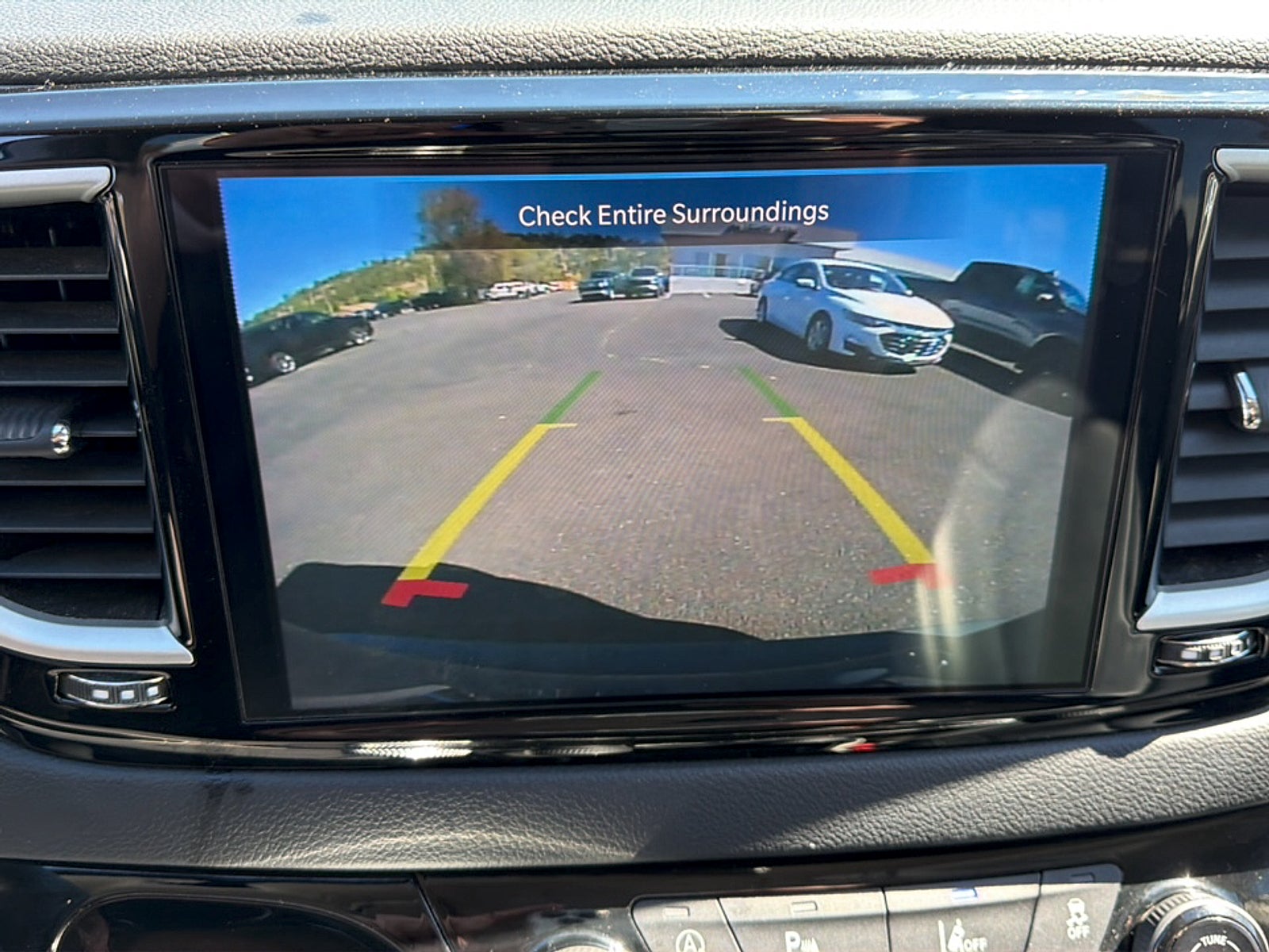 2023 Chrysler Pacifica Base