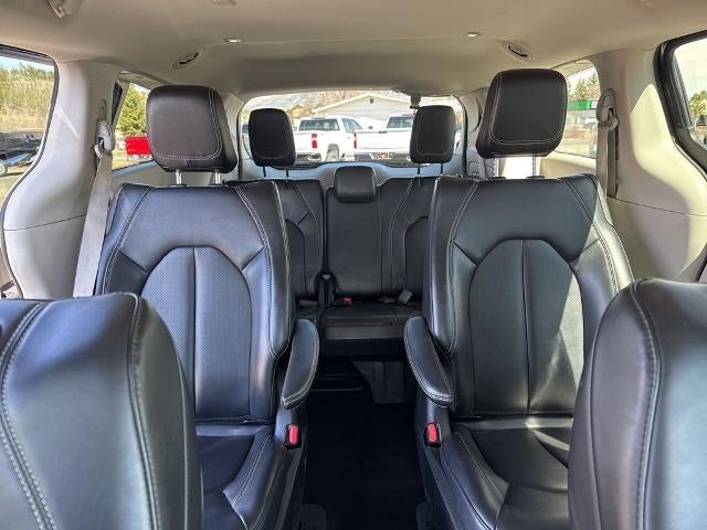 2023 Chrysler Pacifica Hybrid Touring L