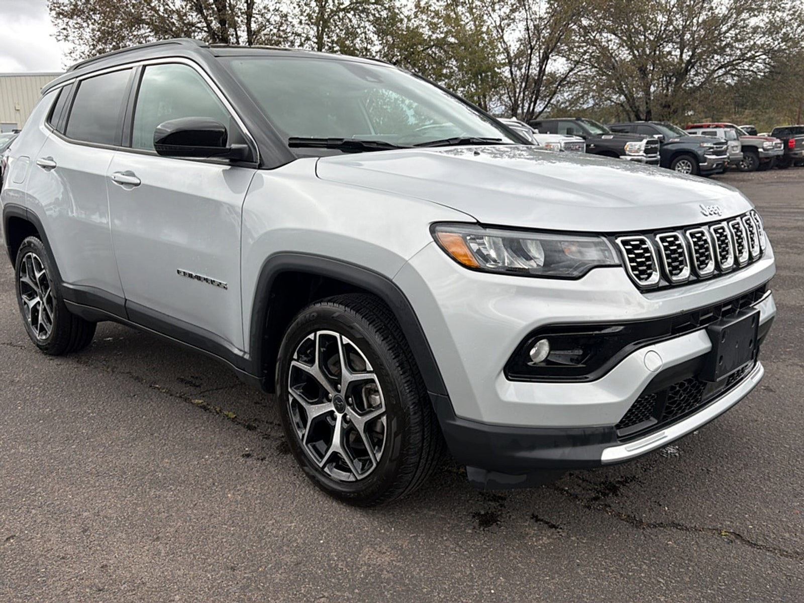 2025 Jeep Compass Base