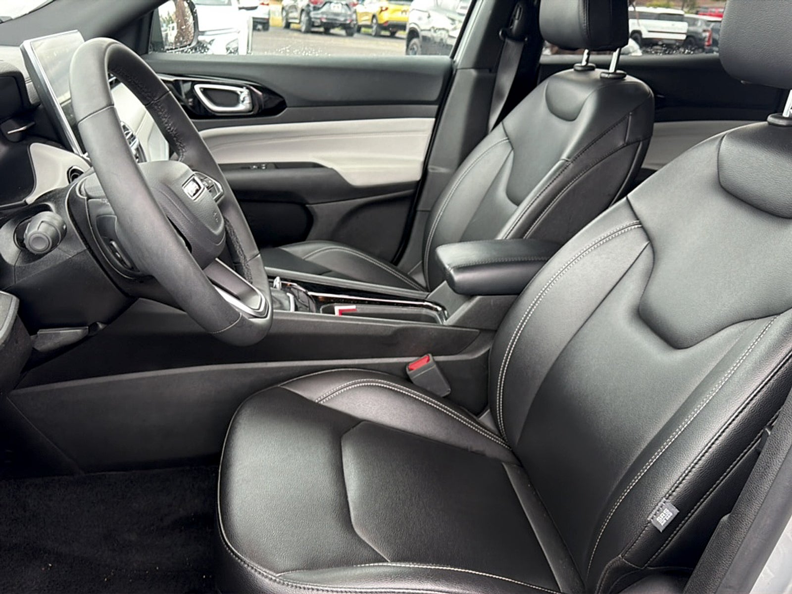 2025 Jeep Compass Base