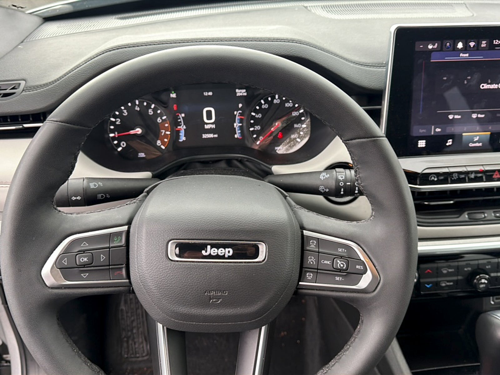 2025 Jeep Compass Base