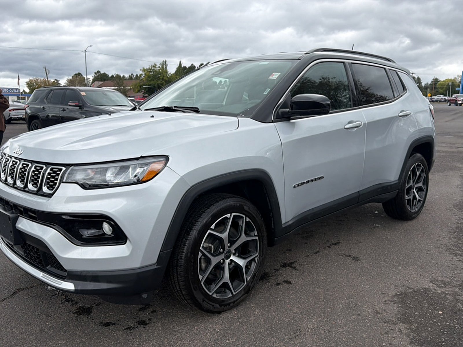 2025 Jeep Compass Base