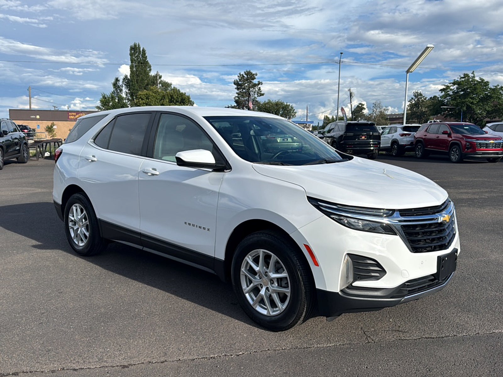 2023 Chevrolet Equinox Base