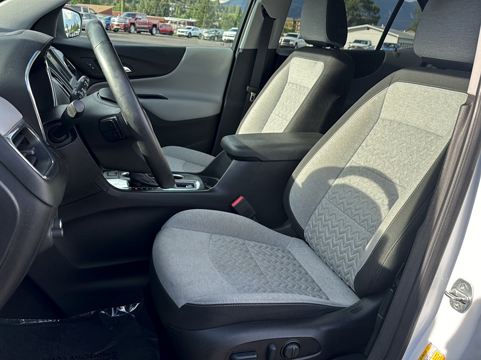 2023 Chevrolet Equinox Base