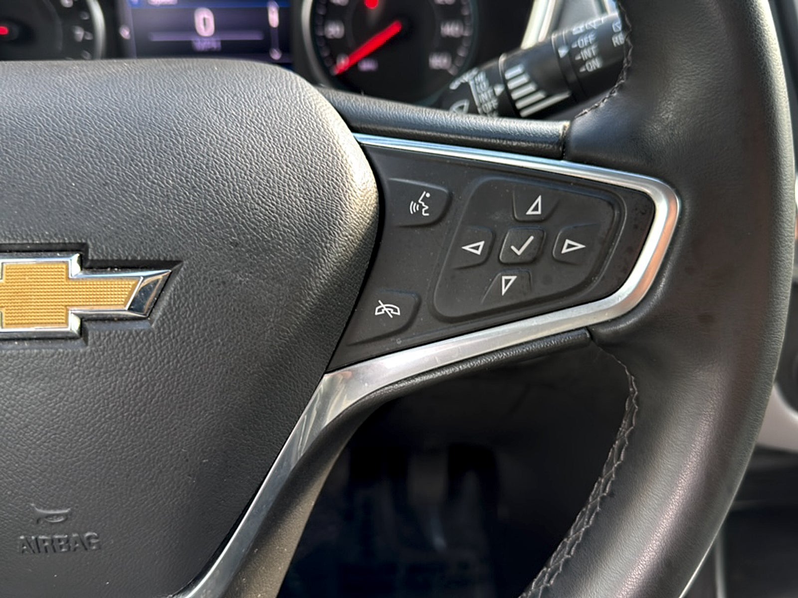 2023 Chevrolet Equinox Base