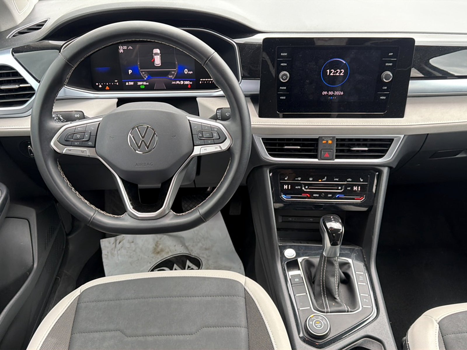 2025 Volkswagen Taos Base