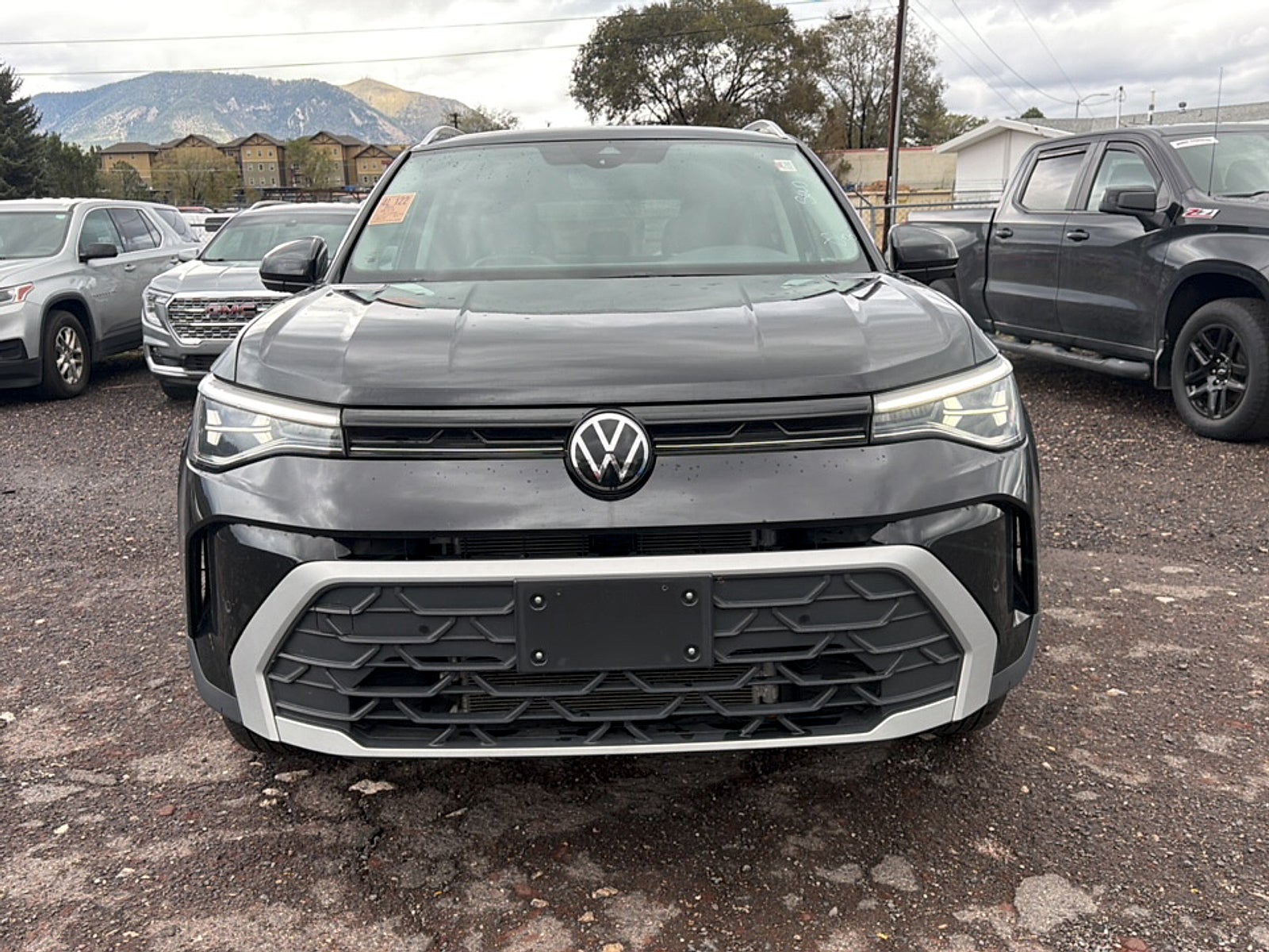 2025 Volkswagen Taos Base