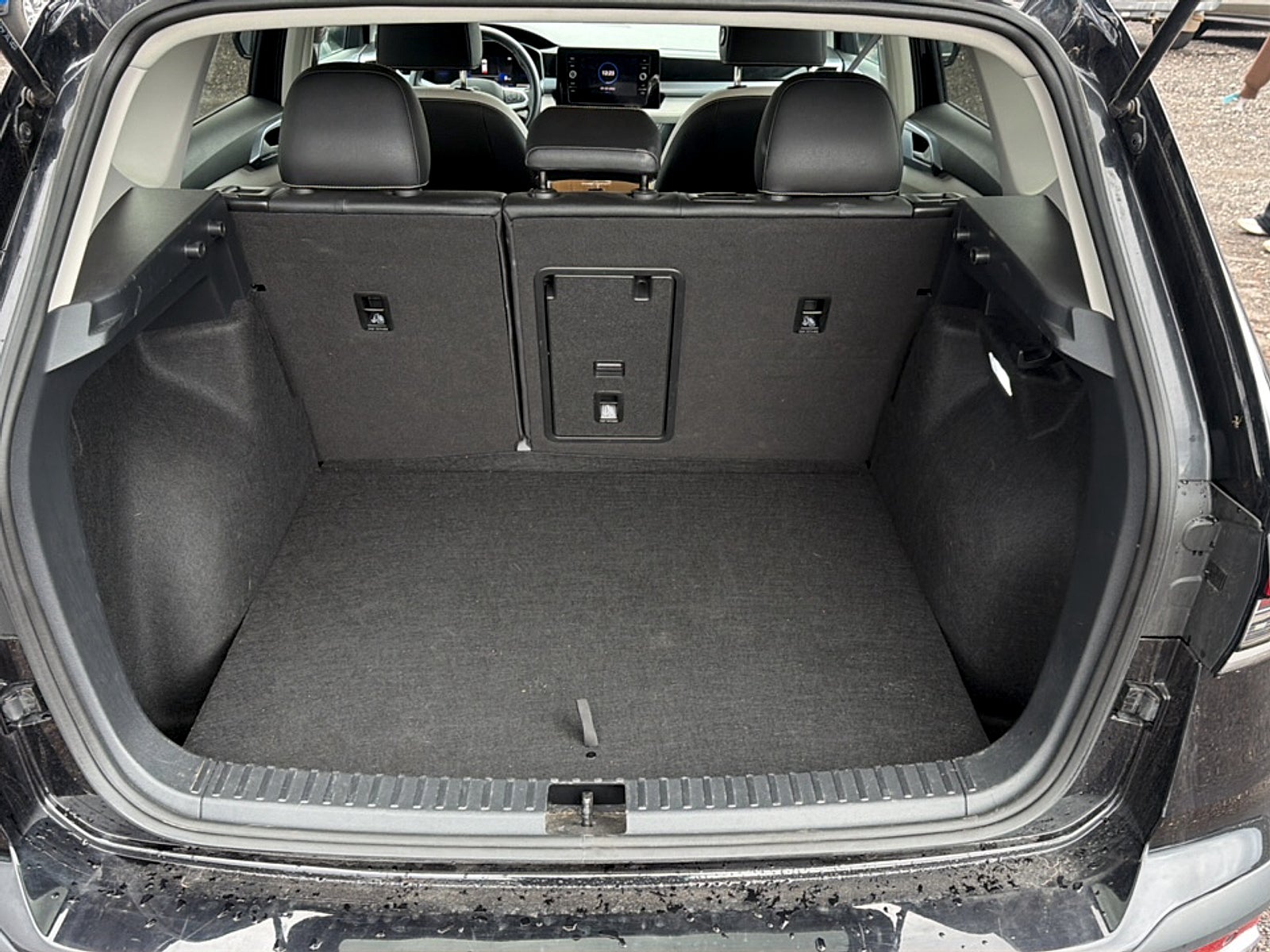 2025 Volkswagen Taos Base
