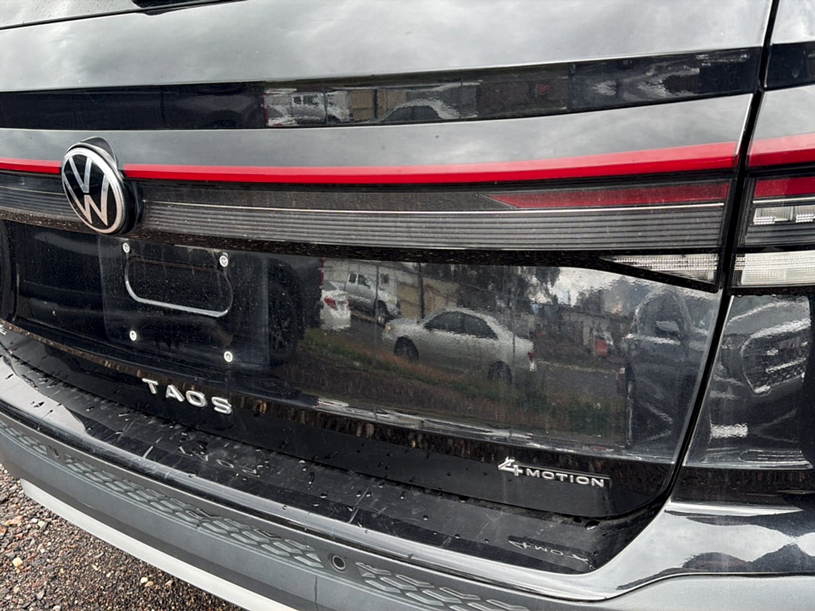 2025 Volkswagen Taos Base