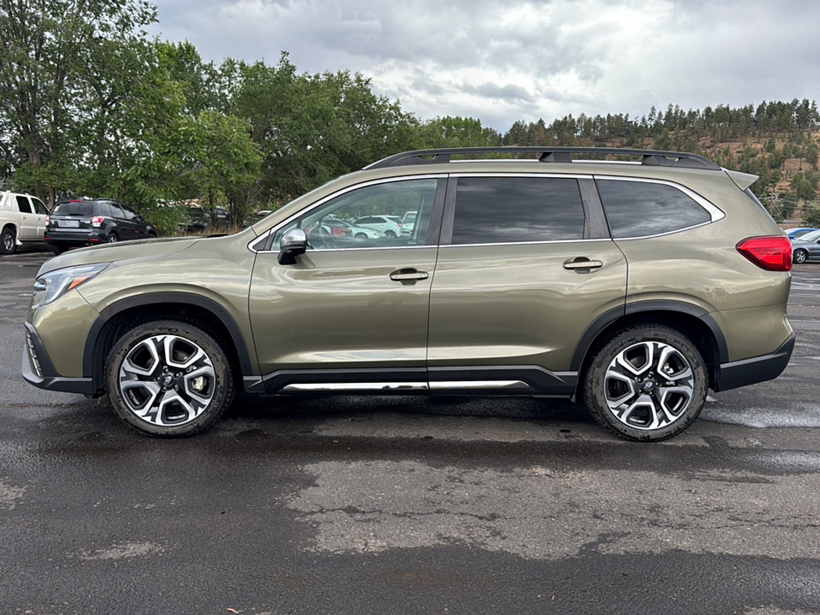 2023 Subaru Ascent Base