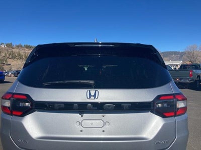 2023 Honda Pilot AWD Elite
