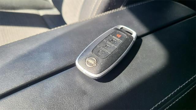 2023 Nissan Rogue SV FWD