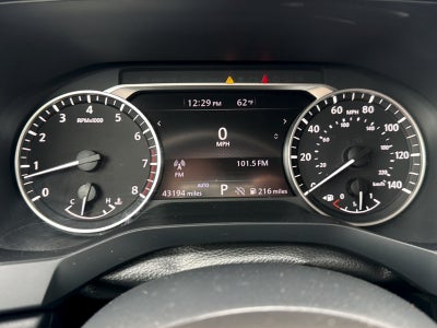 2024 Nissan Pathfinder Base
