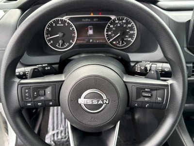 2024 Nissan Pathfinder Base